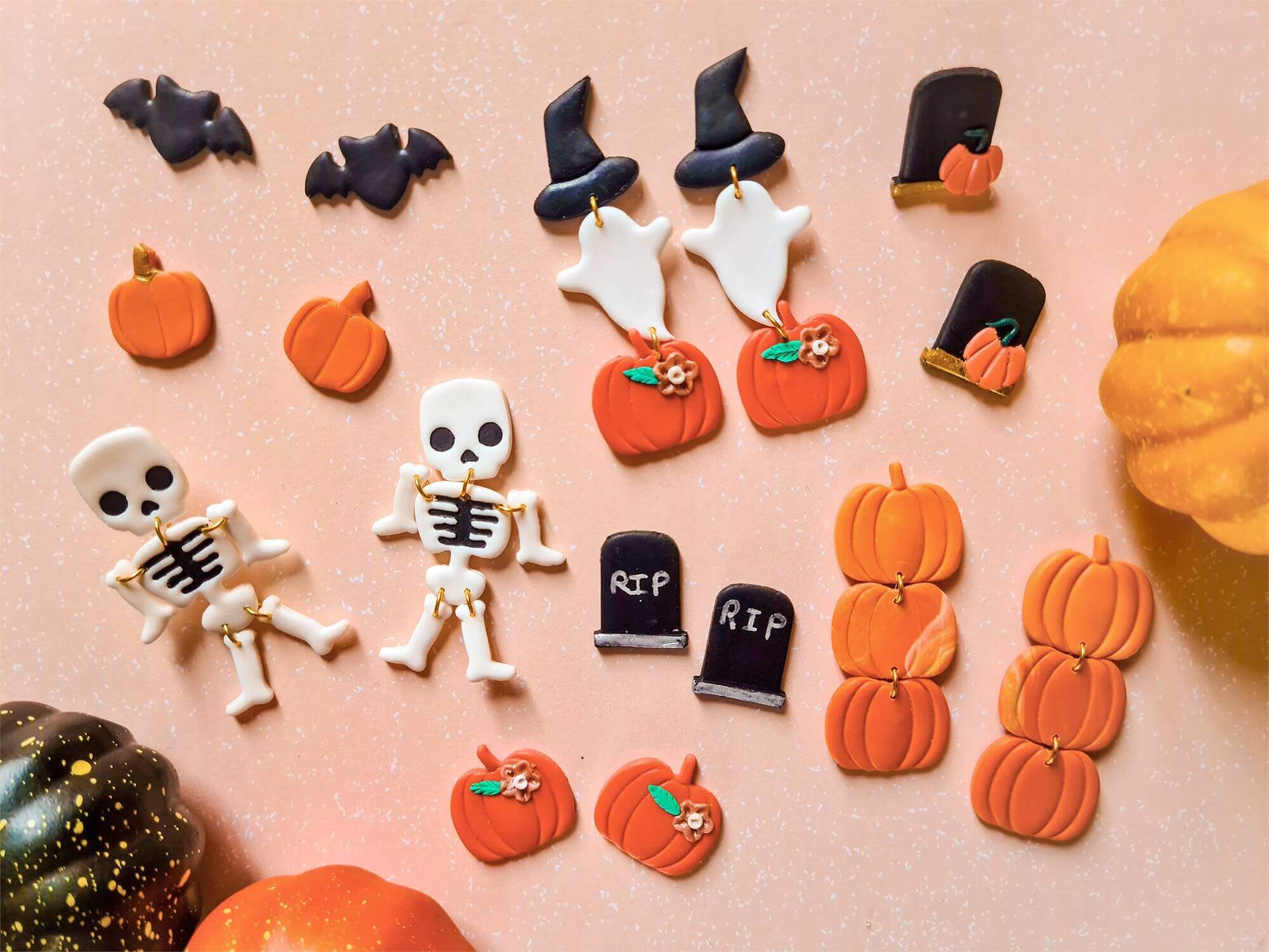 Lot De 5 Bijoux Halloween Hallmark : Broches, Pin's Et Hibou - Argenté Et Multicolore